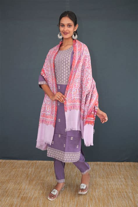 Aadhunik Swadeshi Bhandar | Handloom Fabrics, Natural Dye Kapda & Swad