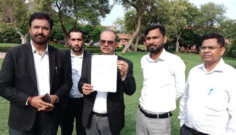 'Judge Who Stayed Kejriwal's Bail Kin of ED Counsel': 150 Lawyers ...