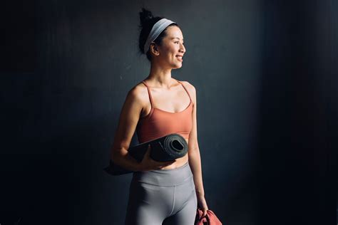 How To Clean Yoga Mat Correctly — Tips For Sanitizing Yoga Mats