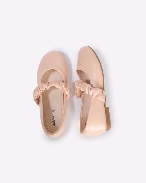 Girls Dresses on Sale - Buy Girls Dresses online - AJIO