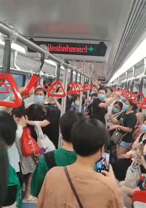 上海地铁两女子互相掌掴厮打：官方回应-地铁,网友热议 ——快科技(驱动之家旗下媒体)--科技改变未来