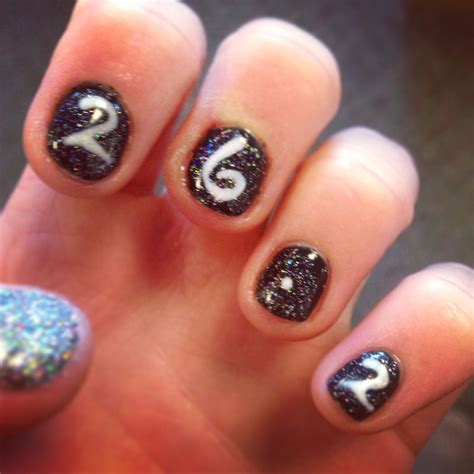 nyc marathon nail art