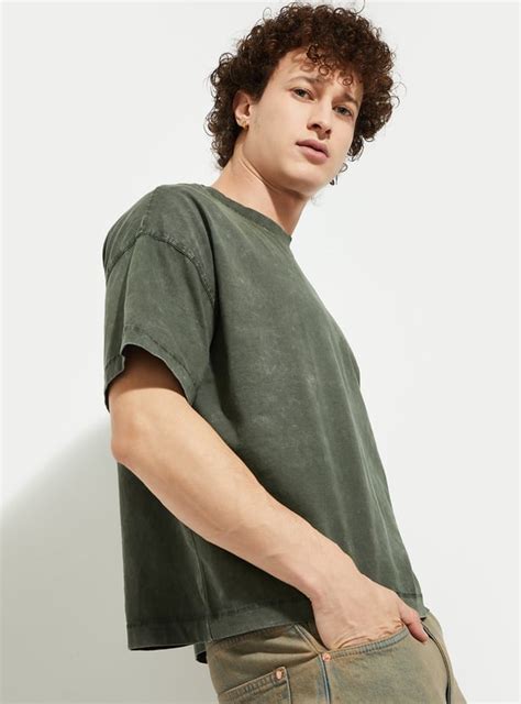Buy URB_N Men Acid Washed Oversized T-shirt Online at just Rs. 699.0 ...