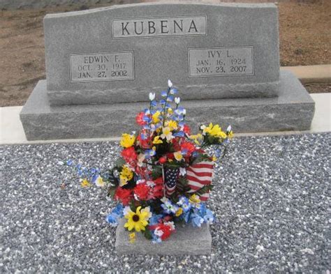 Edwin Frank Kubena Sr. (1917-2002) - Find a Grave Memorial