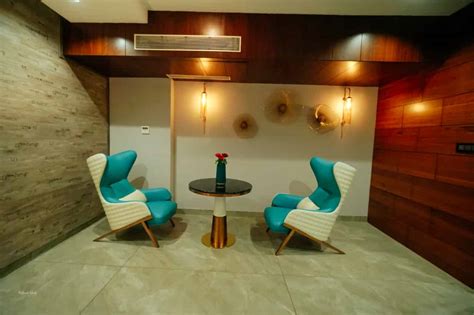 Best Luxury Suites in Akola | Blue Sapphire Suite | RG Exclusive