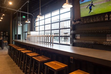 Take Look Inside 10 Barrel Brewing, Now Open in the Pearl - Eater Portland