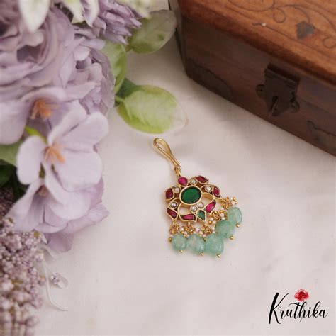 Simple Leaf Motifs Kemp Maang Tikka With Green Bead Drops MT359 ...