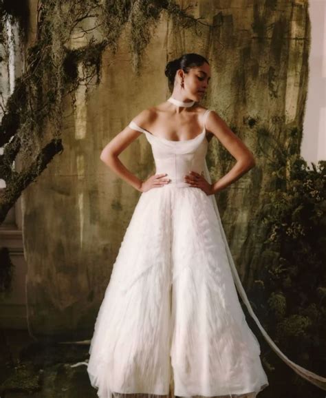 shop_cinq | instagram in 2025 | Wedding dresses, Bridal dresses, Wedding gowns