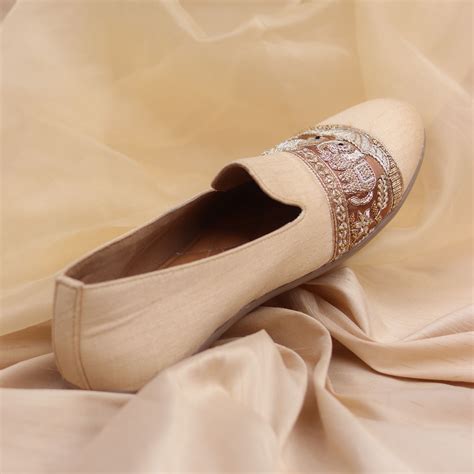 Jay Ethnic Loafers | Embroidered Zardozi Shoes for Groom – aroundalways