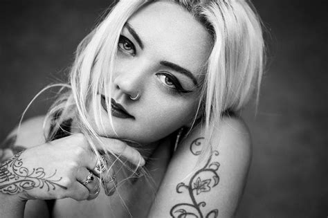 Singer Elle King calls her marriage with Andrew Ferguson destructive ...