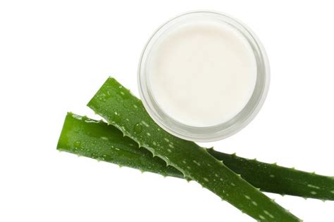 manfaat aloe vera face mist emina