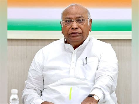 Kharge attacks Modi government over declining value of rupee, says ...