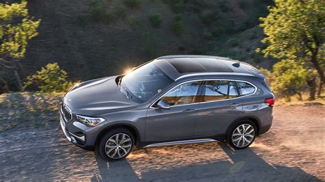 BMW X1 2019, restyling con híbrido enchufable incluido