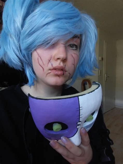 I just started my first sally face cosplay what do y'all think? 👉👈 : r ...