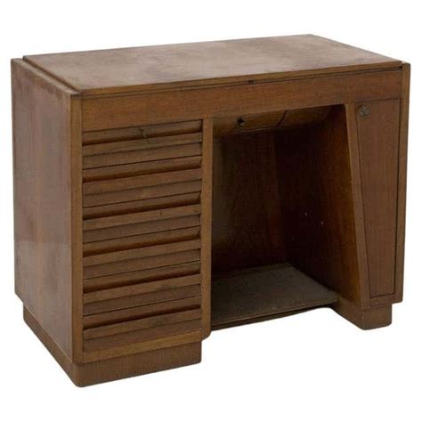 Machine Shop Table 的图像结果