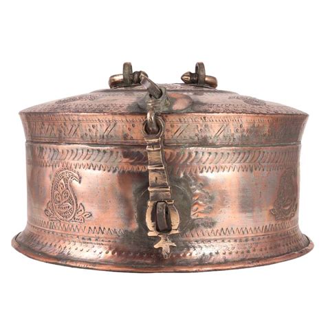 Brass Betel Nut Paandan Box with Lid