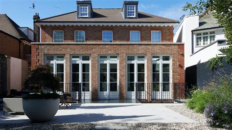 A contemporary London home perfect for that work-from-home ethic ...