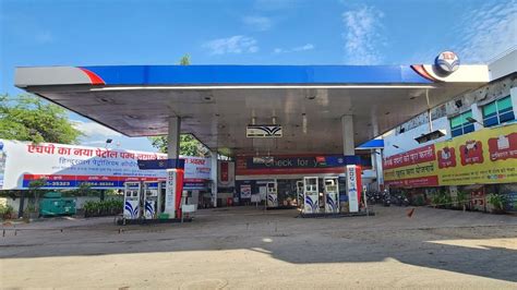 जयपुर-अजमेर समेत 7 जिलों में पेट्रोल पंपों के खिलाफ बड़ी कार्रवाई, कम ...