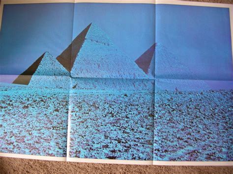 PINK FLOYD Dark Side of the Moon pyramids poster scarce blue version ...