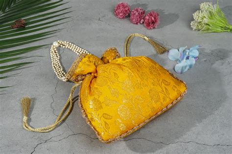 Brocade Yellow Batwa – Myrah Lifestyle