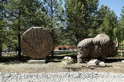 Огромные реплики археологических находок установят на Барсовой горе ...