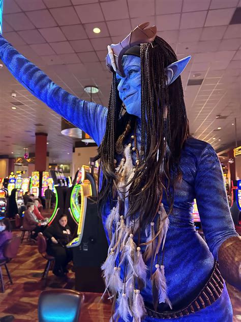 Hire Living Characters for Events: Arkansas Circus Arts