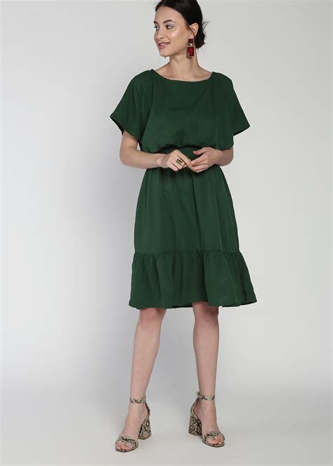 Get Scrunch Waist Detail Crepe Layered Hem Dress at ₹ 1119 | LBB Shop