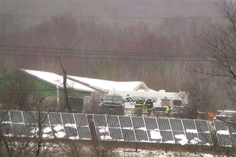 6 Family Members Dead After Plane Crashes into a Muddy Field in Upstate ...