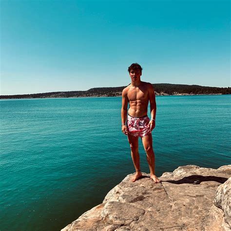 Benson Boone: Discovering The Height Of A Rising Star