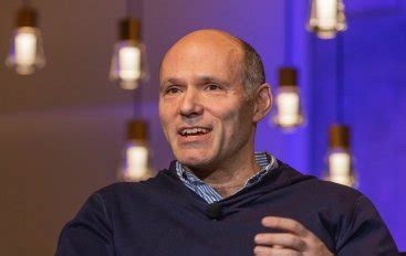 Expedia Names Vice Chairman Peter Kern as CEO; Raising New Capital - BW ...