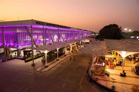 Sardar Vallabhbhai Patel International (SVPI) Airport uses smart ...