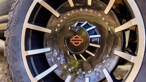 Harley-Davidson Meets Sierra: 2024 GMC Sierra 1500 Edition Details (Photos) - Gearhead Daily