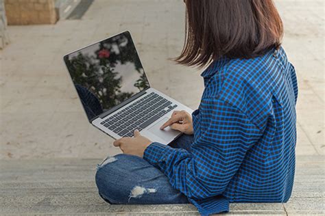 How to Overcome the Challenges of Online Learning in Higher Education ...