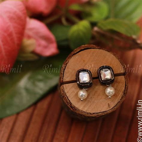 Earrings for Girls & Women | Trendy Designs | Shop Now