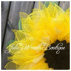 Laura Jean Wreath Tutorials 的图像结果