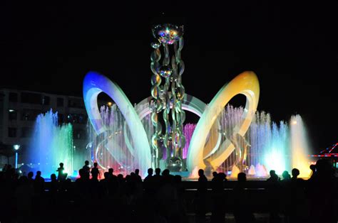 玻璃钢天壶流水喷泉-共为雕塑