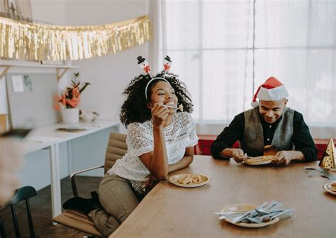 Alcohol-Free Office Christmas Party Ideas: Festive Wellbeing for the Workplace - Stretching The City