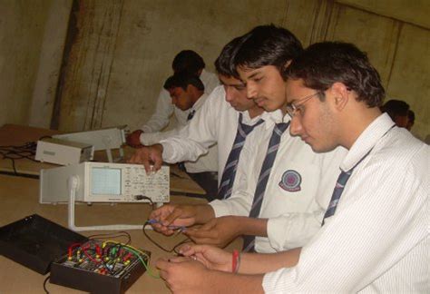 Falcon Institute Of Aircraft Maintenance Engineers