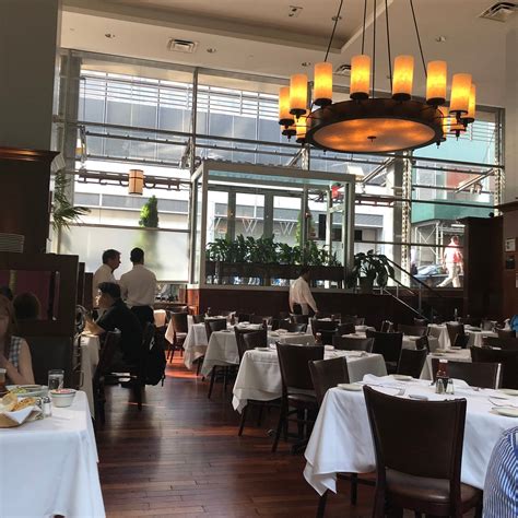 WOLFGANG'S STEAKHOUSE, New York City - 200 E 54th St, Midtown East ...