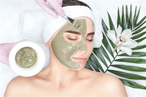 DIY Green Tea Face Mask Recipe For Glowing Skin – VedaOils