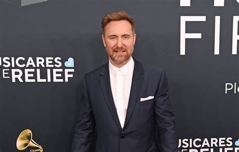 Watch Sabrina Carpenter Win Best Pop Vocal Album For 'Short n' Sweet ...