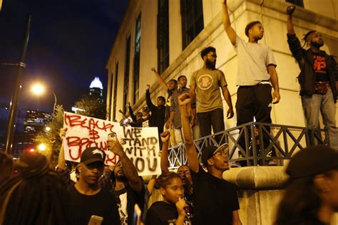 Photos: Charlotte protests following shooting death - WTOP News