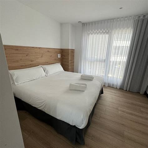 DONOSTIA ROOMS (Donostia - San Sebastian) - Inn Reviews, Photos, Rate ...