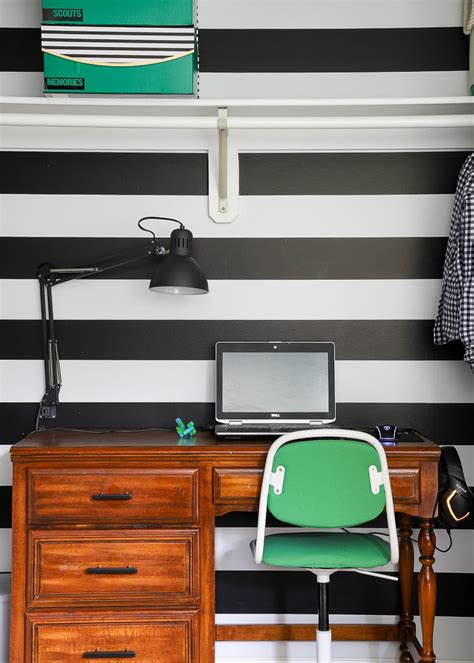 Buy Local Wallpaper 的图像结果