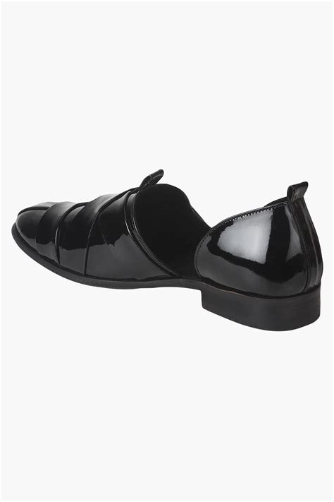 Solid Patent Leather Sandals – Devyom Sherwani Store