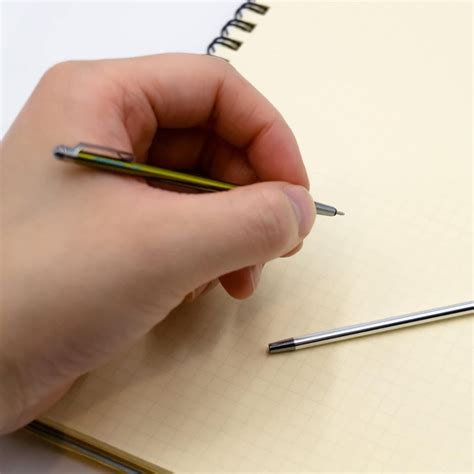 OHTO Minimo Ballpoint Pen - 0.5 & 0.7 mm – Bumbo Stationeries