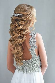 Wedding Hairstyles Up by 20 Creative Half Up Half Wedding Hairstyles Hi Miss Wedding Hairstyles Up