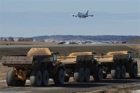 Here we go again: Expect more jet noise over Anchorage as runway ...