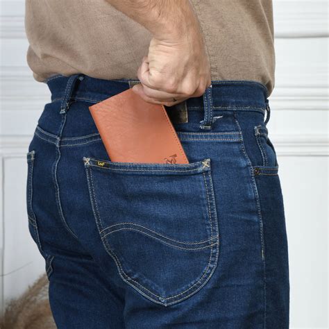Shop Men's Leather Wallets Online | Gift for Him | Mahetri — MaheTri