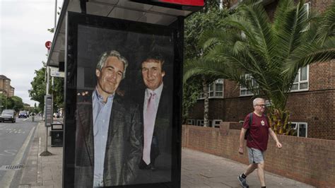 Ce que l'on sait des emails dévoilés de Jeffrey Epstein évoquant Donald ...